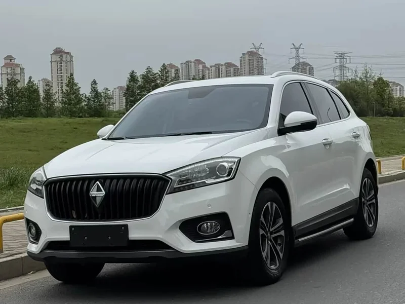Borgward BX7 — фото 1