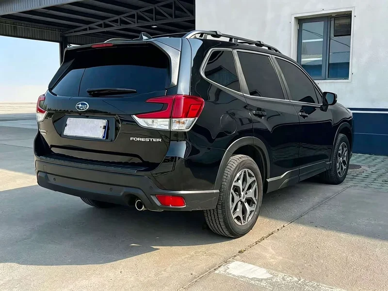 Subaru Forester — фото 6