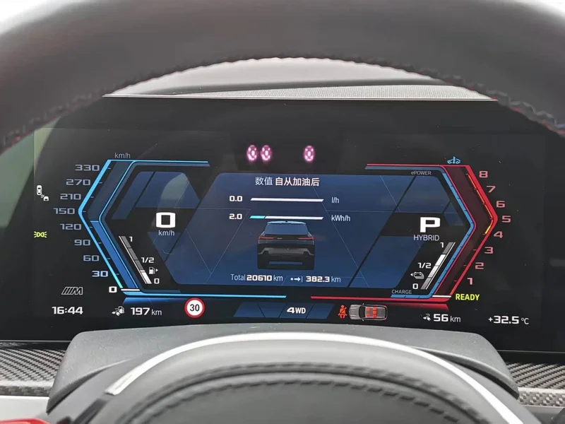 BMW XM — фото 6