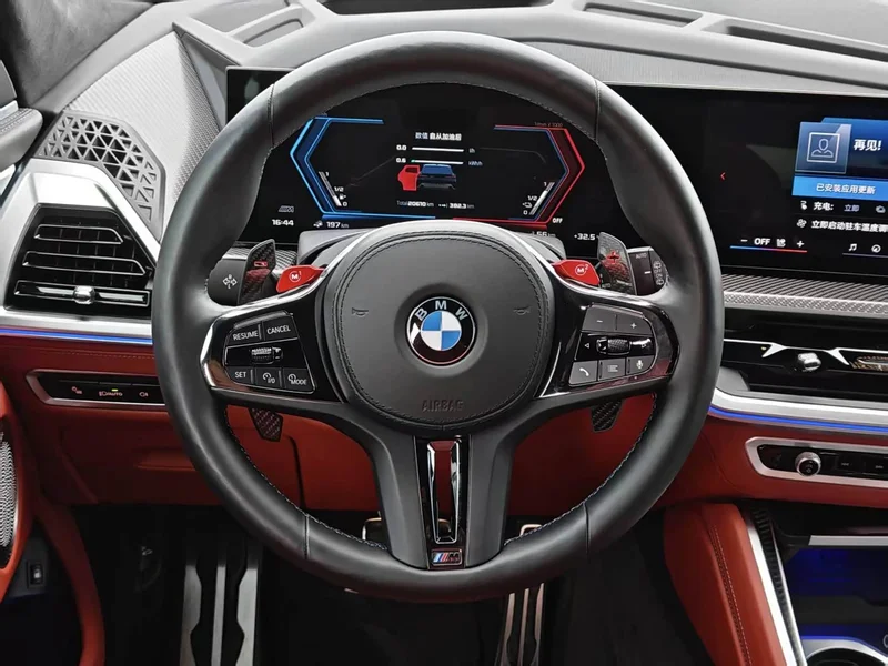 BMW XM — фото 8
