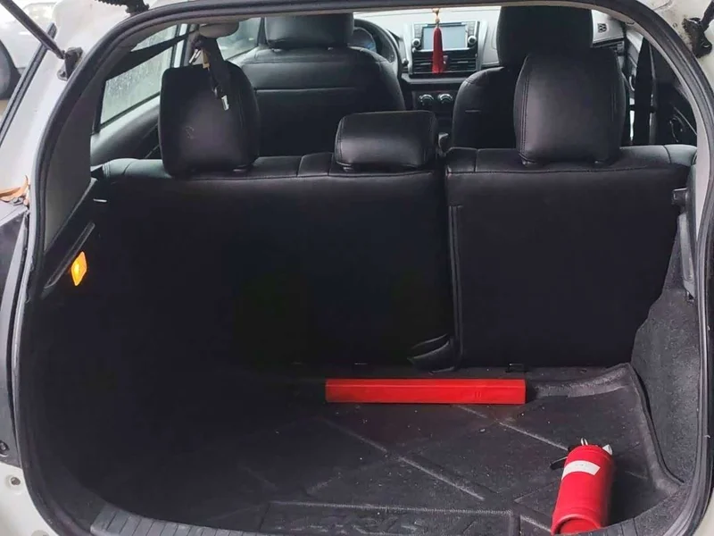 Toyota Yaris L — фото 15