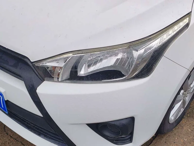 Toyota Yaris L — фото 20