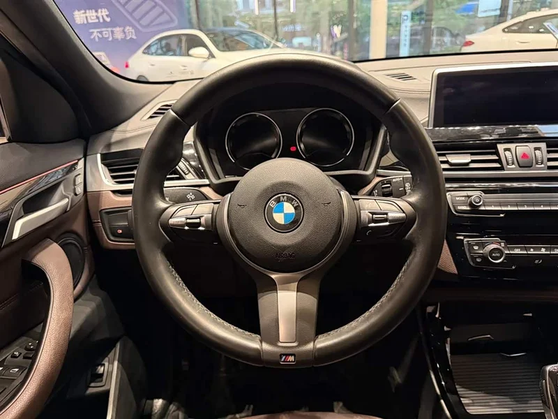BMW X2 — фото 8