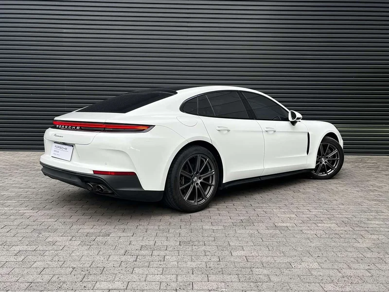 Porsche Panamera — фото 8