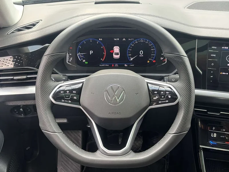 Volkswagen Passat — фото 15