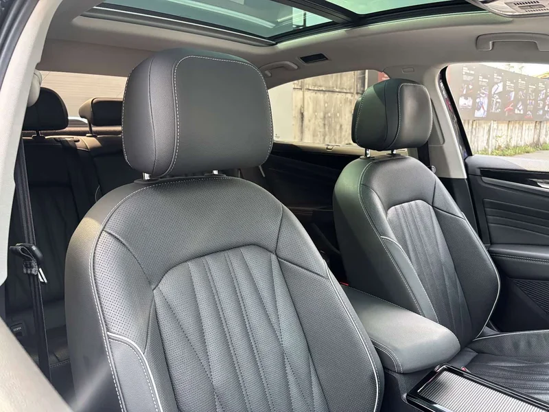 Volkswagen Passat — фото 21