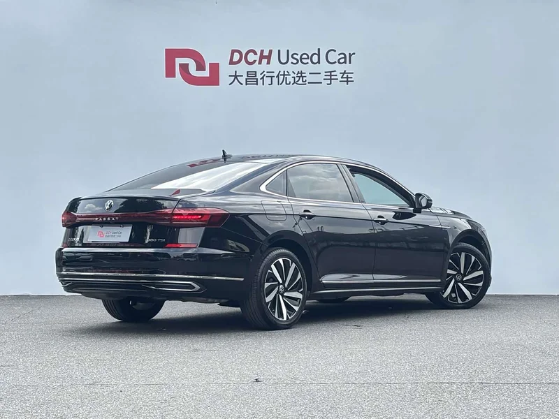 Volkswagen Passat — фото 5