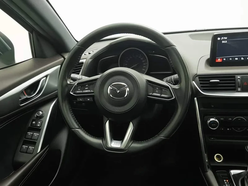 Mazda CX-4 — фото 11