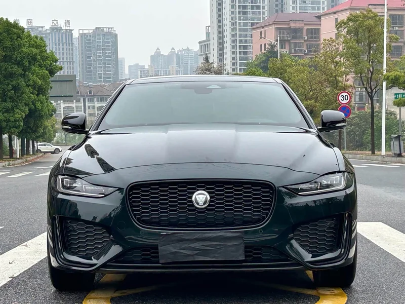 Jaguar XEL — фото 2