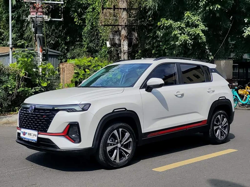 Changan CS35PLUS — фото 1