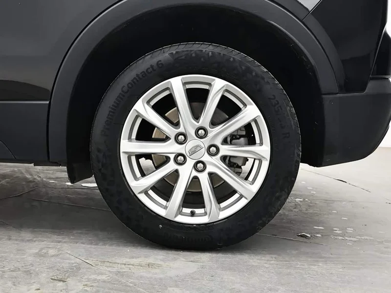 Cadillac XT4 — фото 9