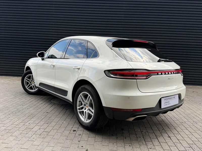 Porsche Macan — фото 8