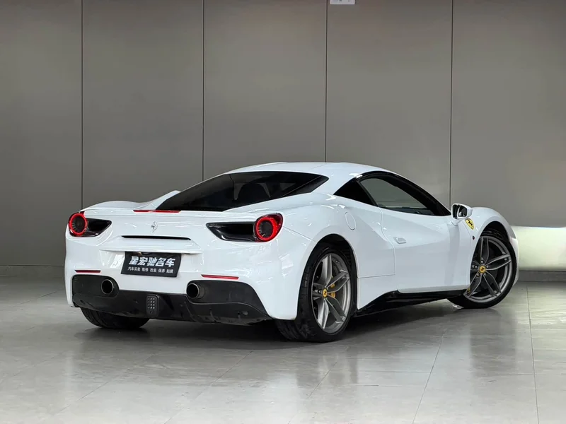 Ferrari 488 — фото 7