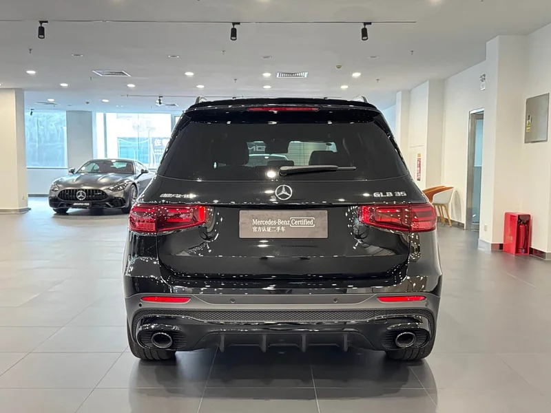 Mercedes-Benz GLB AMG — фото 5