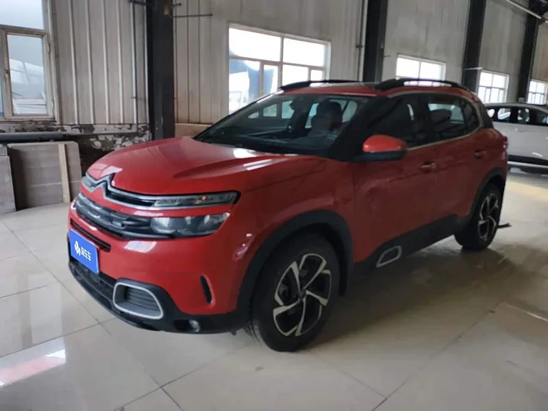Peugeot C5 Aircross — фото 1