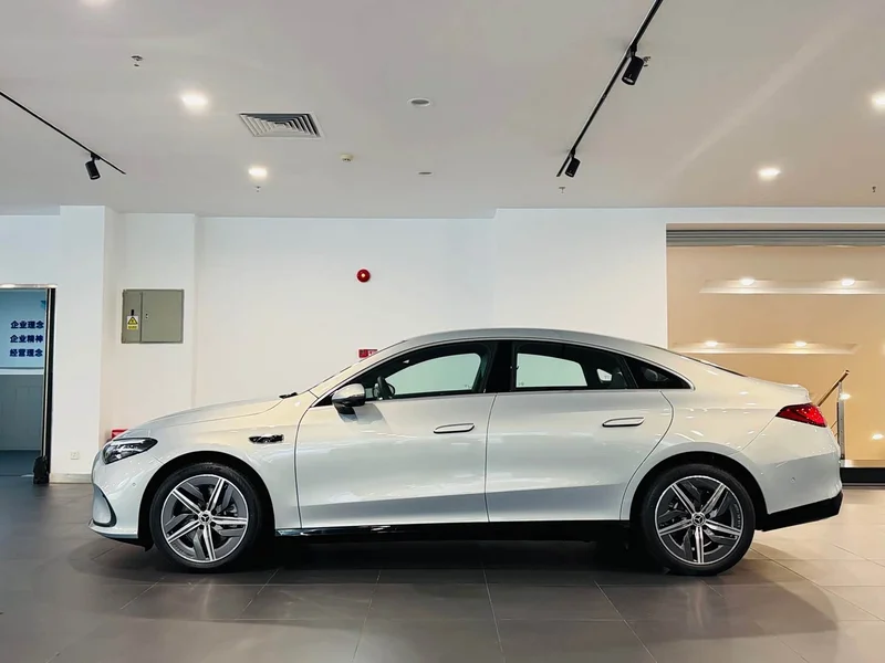 Mercedes-Benz CLA New Energy — фото 3