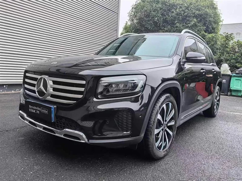 Mercedes-Benz GLB — фото 1