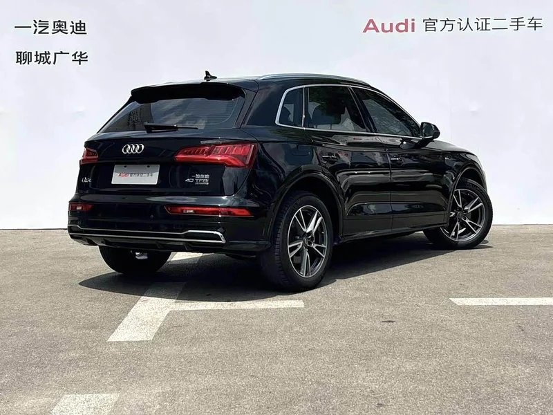 Audi Q5L — фото 4