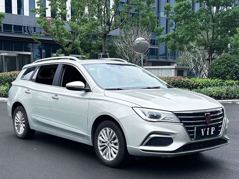 Roewe Ei5 — фото 3