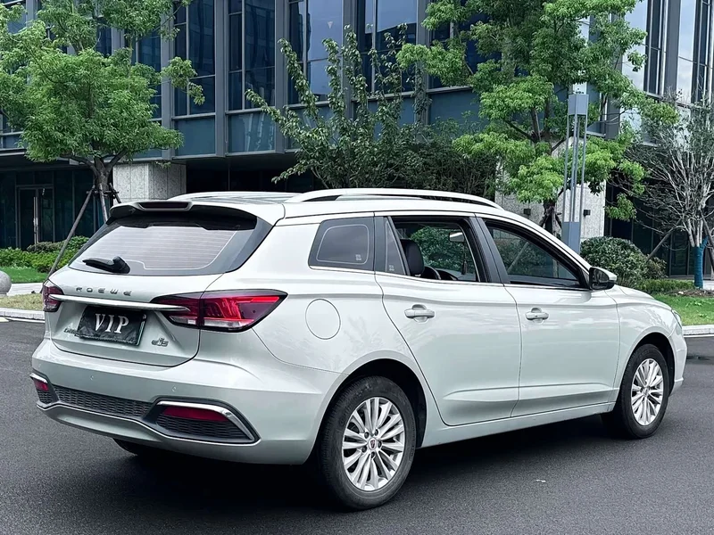 Roewe Ei5 — фото 9