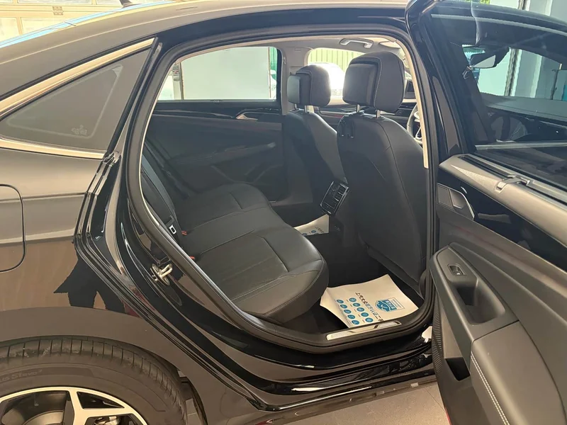 Volkswagen Passat — фото 10