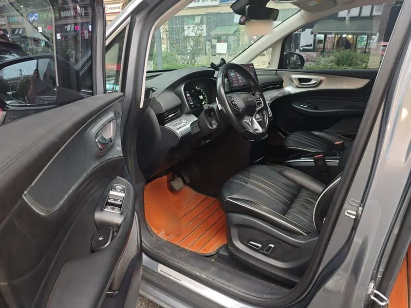 Roewe iMAX8 — фото 17