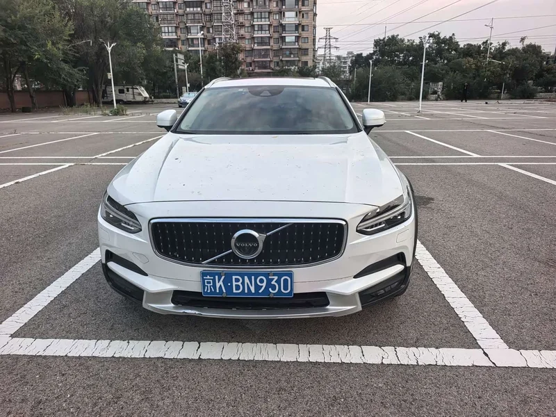 Volvo V90 — фото 2