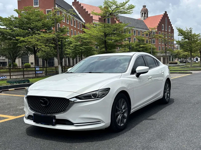 Mazda Atenza — фото 1