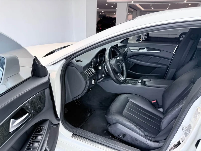 Mercedes-Benz CLS — фото 9