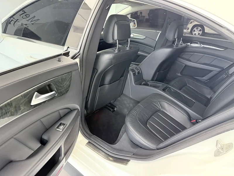 Mercedes-Benz CLS — фото 10