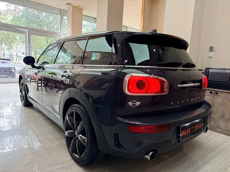 MINI CLUBMAN — фото 4