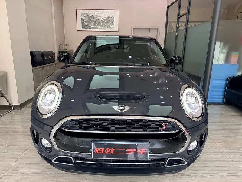 MINI CLUBMAN — фото 5