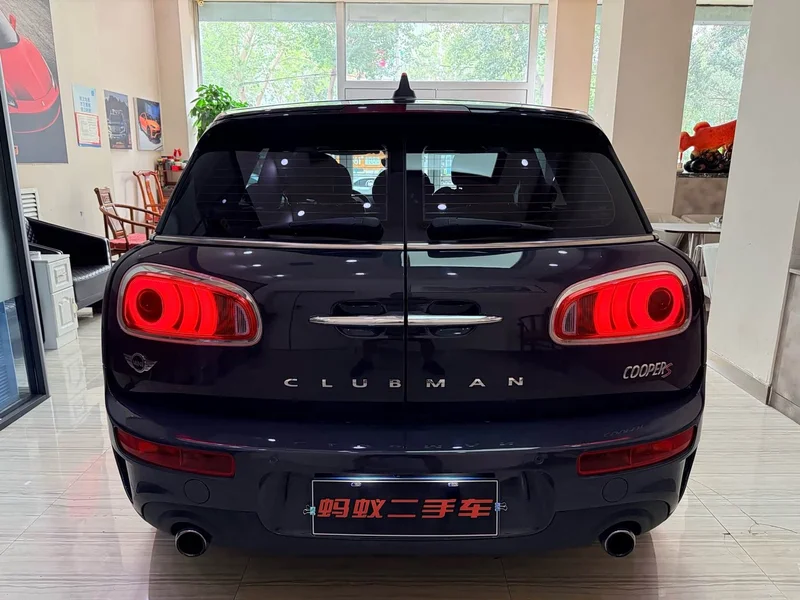 MINI CLUBMAN — фото 6
