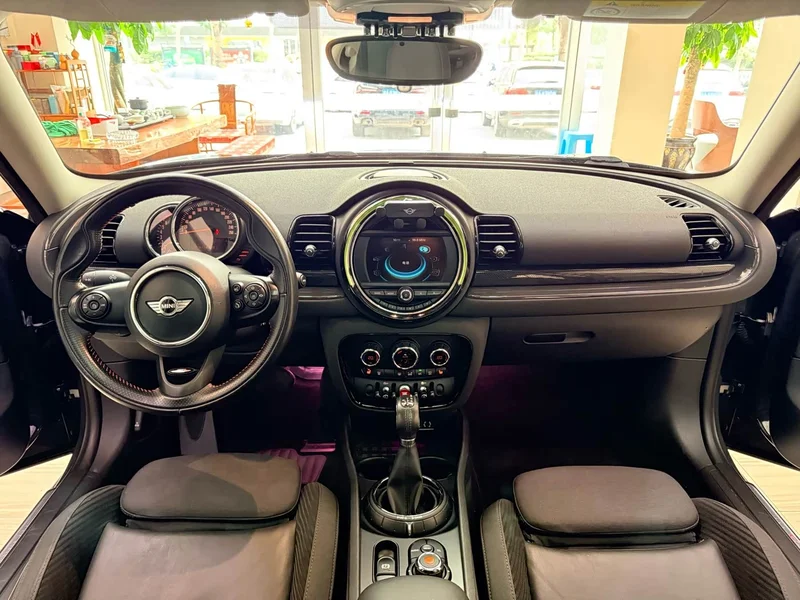 MINI CLUBMAN — фото 7