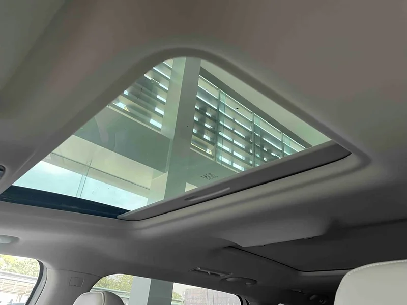 Roewe iMAX8 New Energy — фото 14