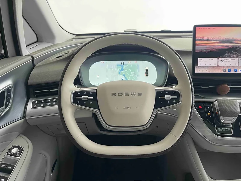 Roewe iMAX8 New Energy — фото 15