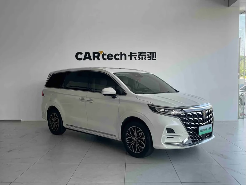 Roewe iMAX8 New Energy — фото 3