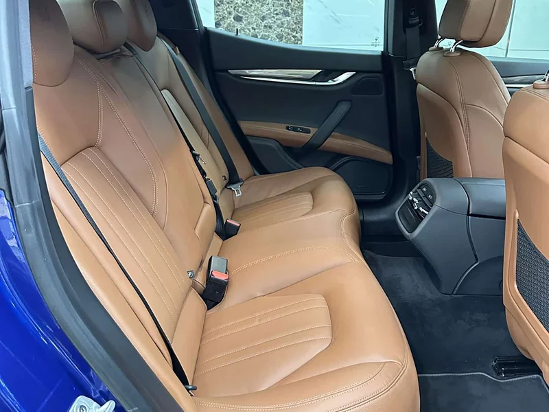 Maserati Ghibli — фото 11