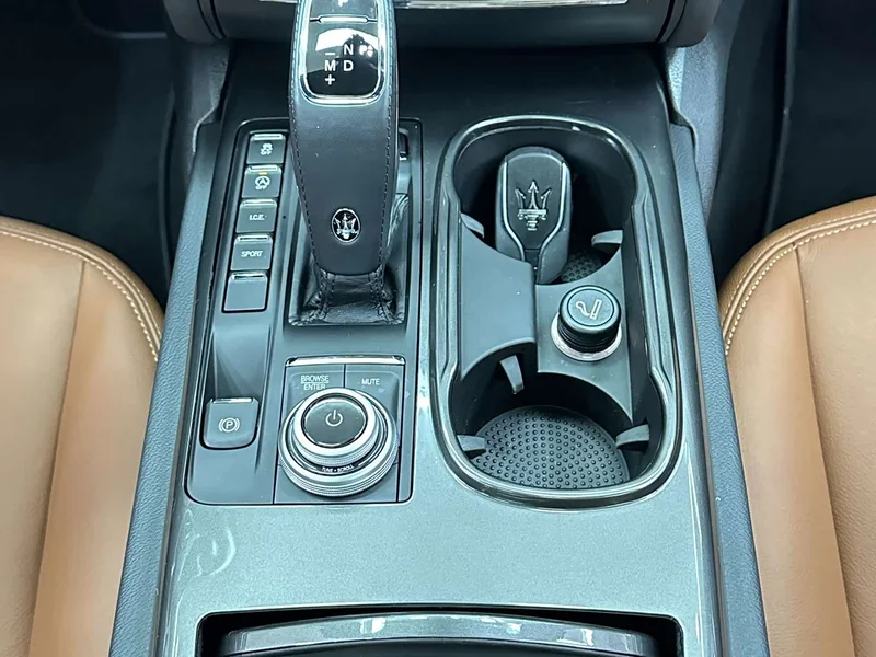 Maserati Ghibli — фото 16