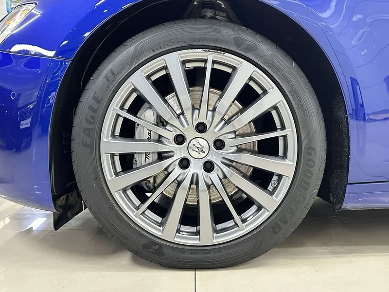 Maserati Ghibli — фото 22