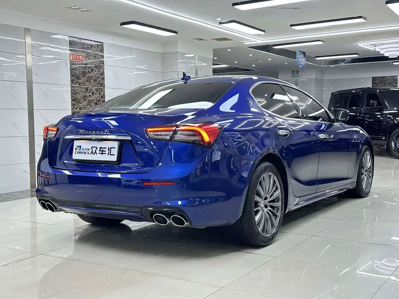 Maserati Ghibli — фото 6