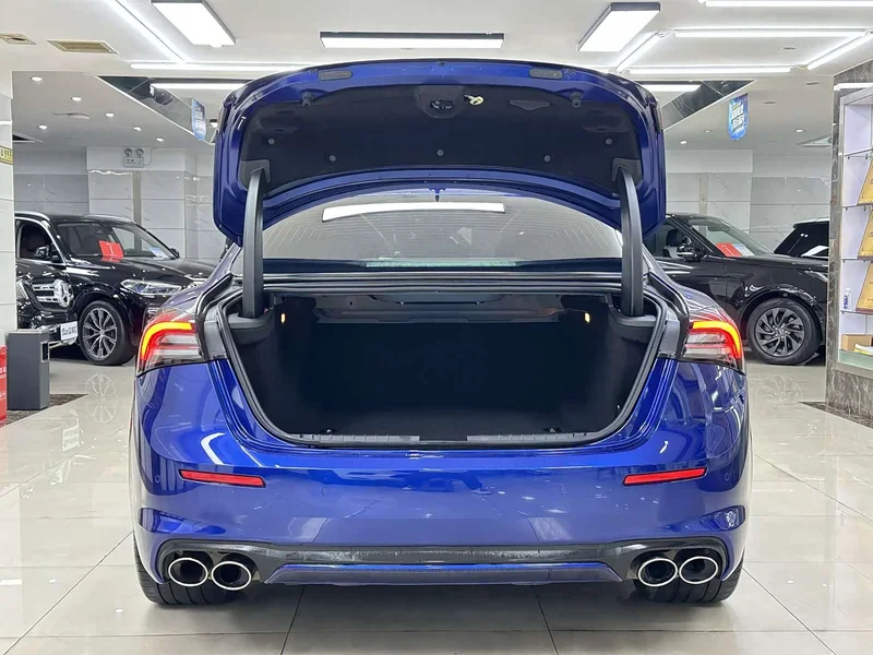 Maserati Ghibli — фото 7