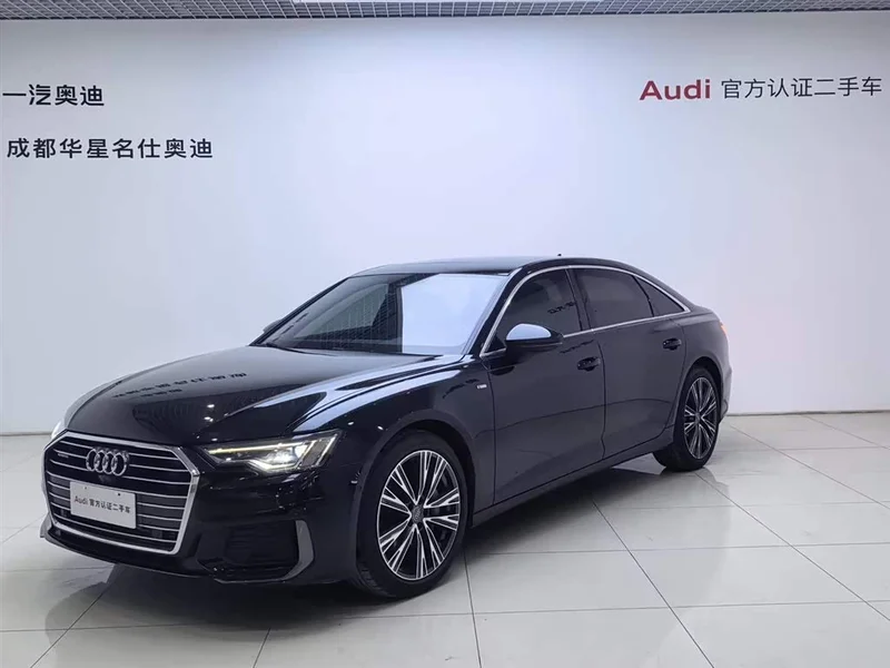 Audi A6L — фото 1