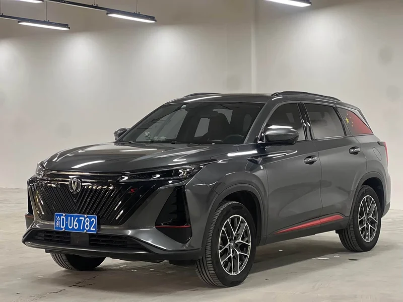Changan CS75PLUS — фото 1