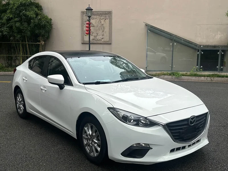 Mazda 3 Axela — фото 3