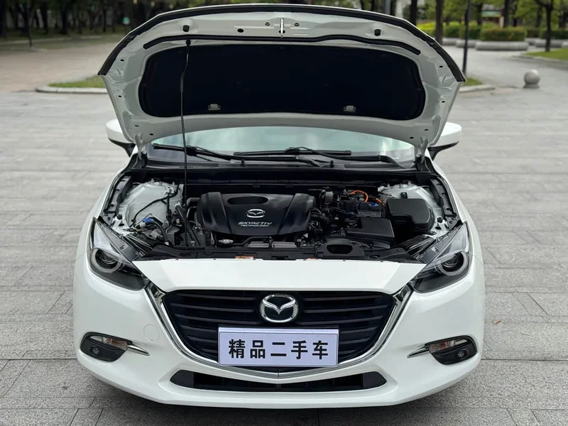 Mazda 3 Axela — фото 19