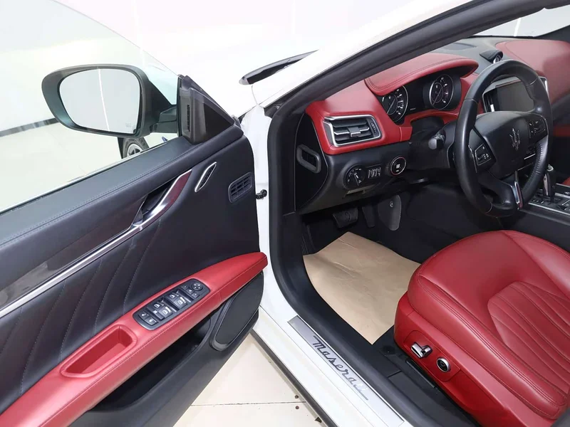 Maserati Ghibli — фото 8