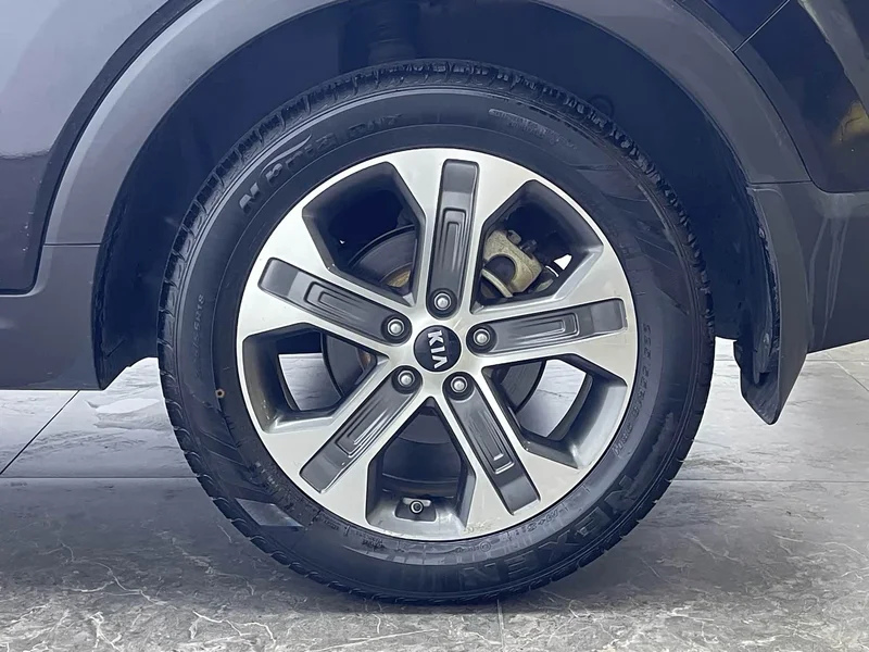 Kia Sportage — фото 11