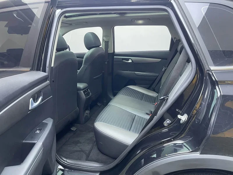 Kia Sportage — фото 15