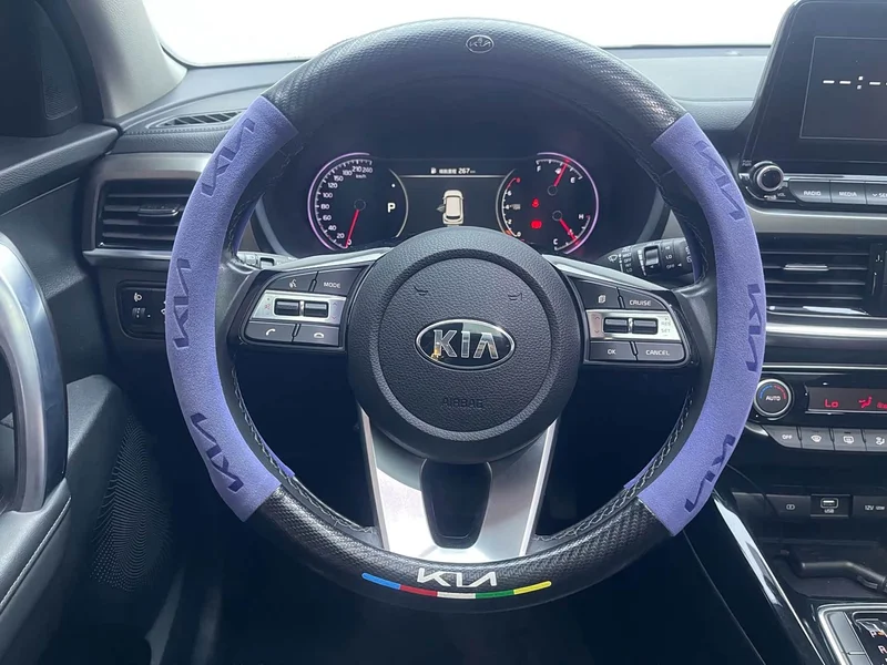 Kia Sportage — фото 16